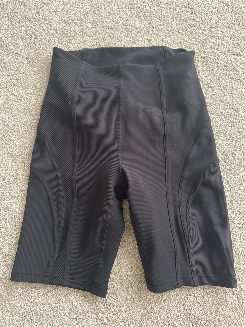LULULEMON BIKER SHORTS